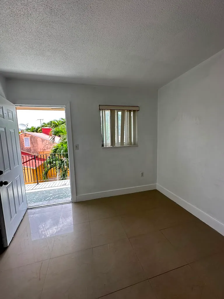 1 bed, $1,600 — Photo 3