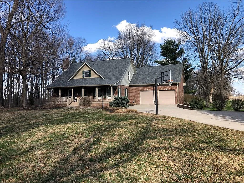 8947 N County Road 150 E photo 1