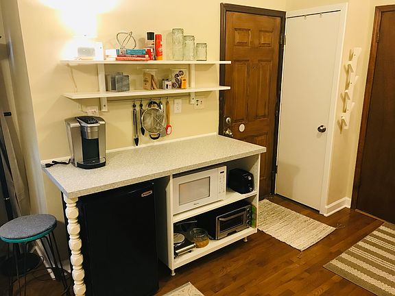 2nd image of 3810 Paseo Blvd #B