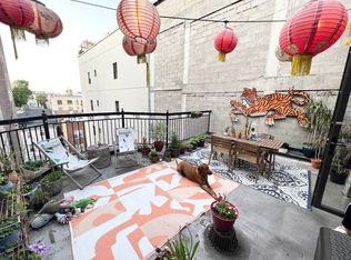 287 Hawthorne St #4B, Brooklyn, NY 11225