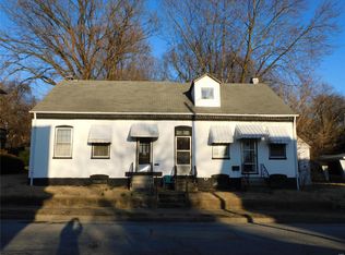 710 S High St, Belleville, IL