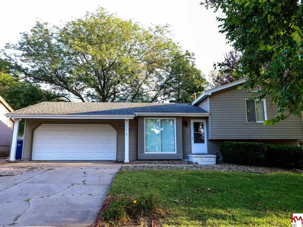 13418 Olive St, Omaha, NE 68138