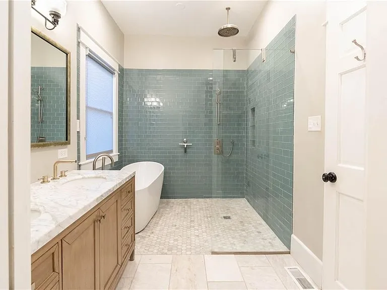 311 Josephine St NE — Photo 20