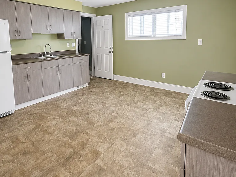 238 Richmond Ave #1 — Photo 2