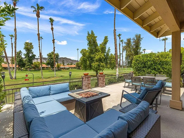 235 Santa Barbara Cir — Photo 18