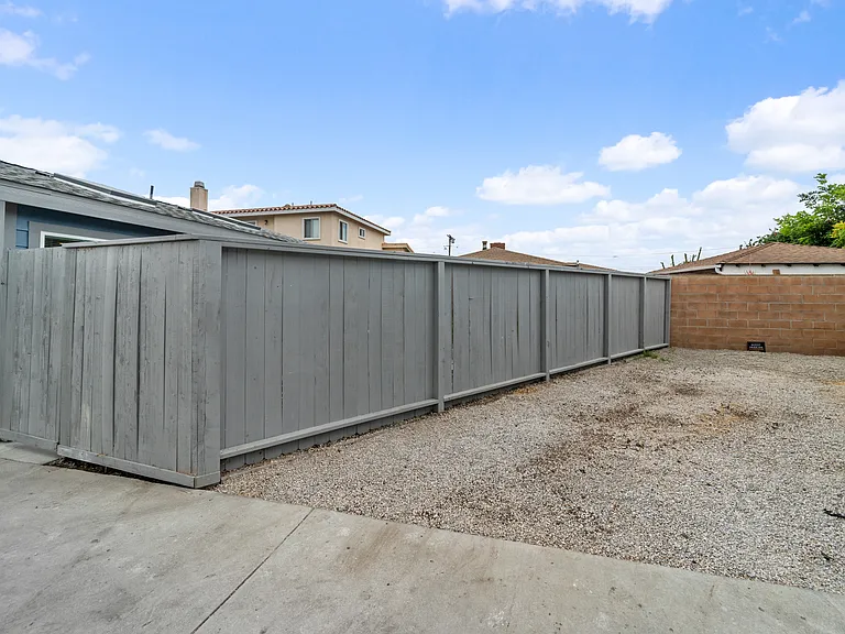 15227 Freeman Ave #1/2 — Photo 13