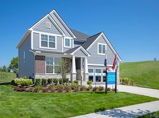 2348 Provencal Dr, Commerce Township, MI 48382