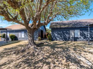 312 N Park St #1/2, Visalia, CA 93291