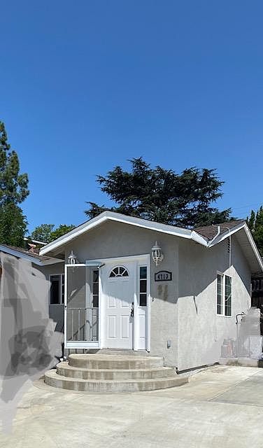 1st image of 4713 La Crescenta Ave