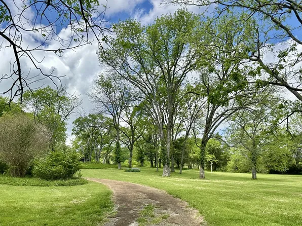 6001 Hillsboro Pike, Nashville, TN 37215