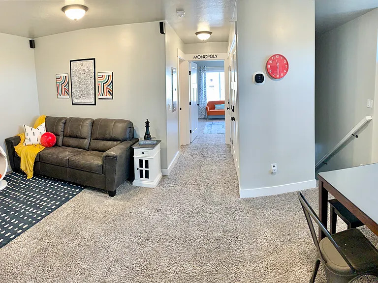 150 W Seasons Ln #1 — Photo 4