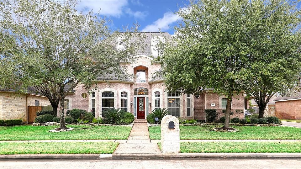1st image of 1726 Parklake Vlg