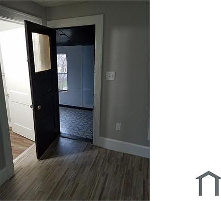 3rd image of 3807 W 38th St #1