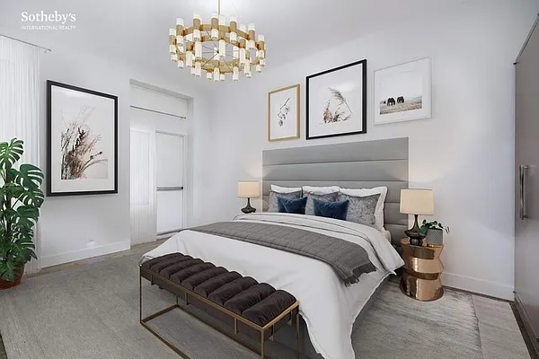 Sold by Sotheby's International Realty | media 10