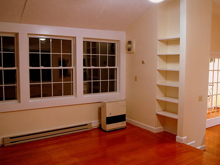 1030 Belvidere Corner Rd — Photo 5
