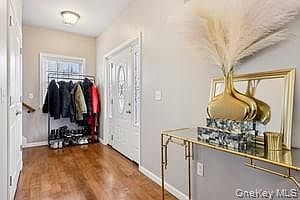 3rd image of 214 Prospect Street