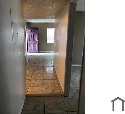 3 bed, 1068 sqft, $1,900 — Photo 2