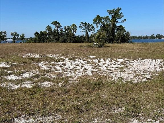 5th image of 4012 Camp Shore Dr