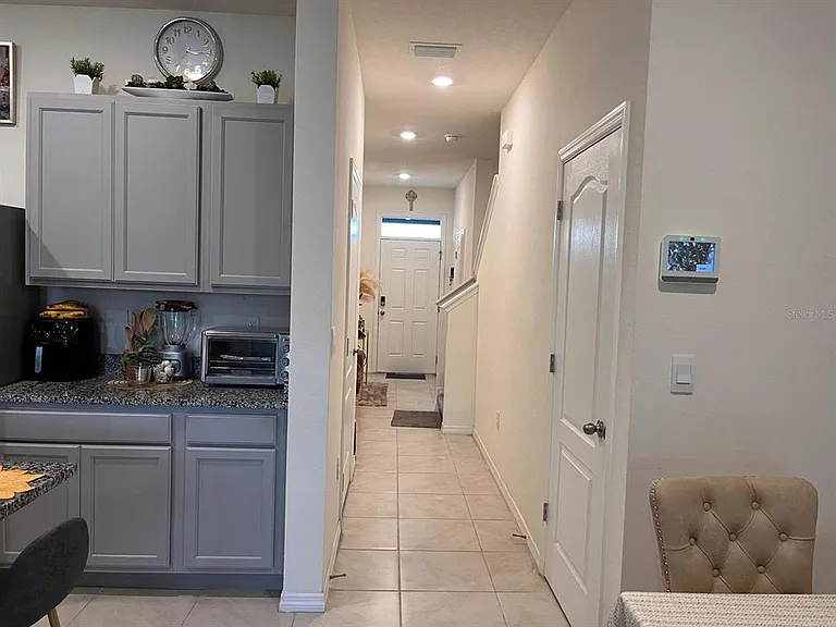 1256 Draintree St — Photo 15