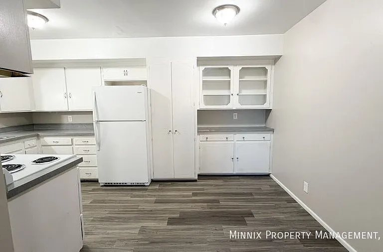 2010 Avenue S #1 — Photo 1