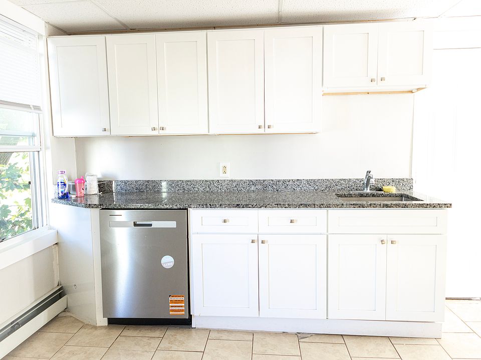 1st image of 172 Park Ave #2A