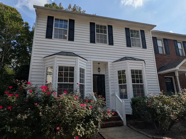 18 Duke Of Gloucester Cir, Durham, NC 27713