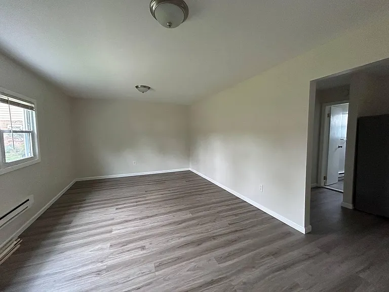 16 Lake St #2C — Photo 22