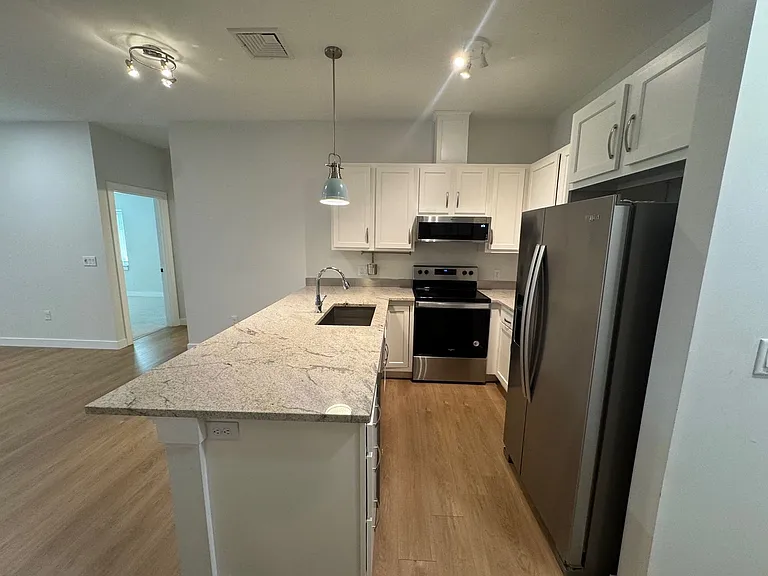 MAIN STREET TIMES LLC - 319 MAIN STREET APARTMENTS — Photo 8