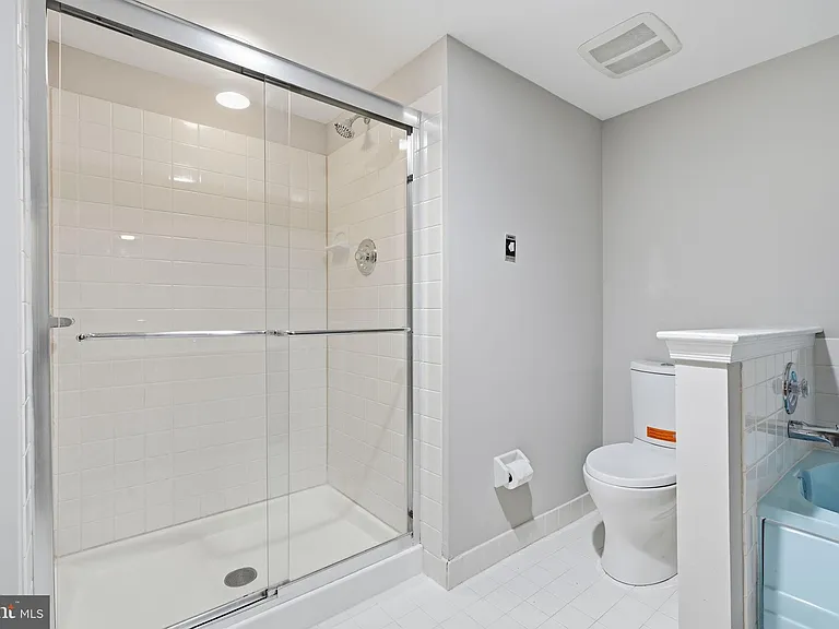 7 Walton Ct — Photo 18