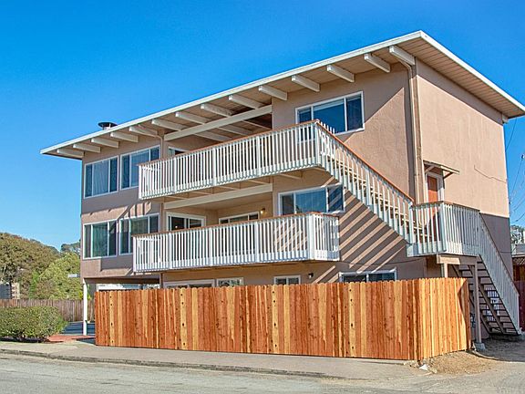 3rd image of 102 Marina Ave
