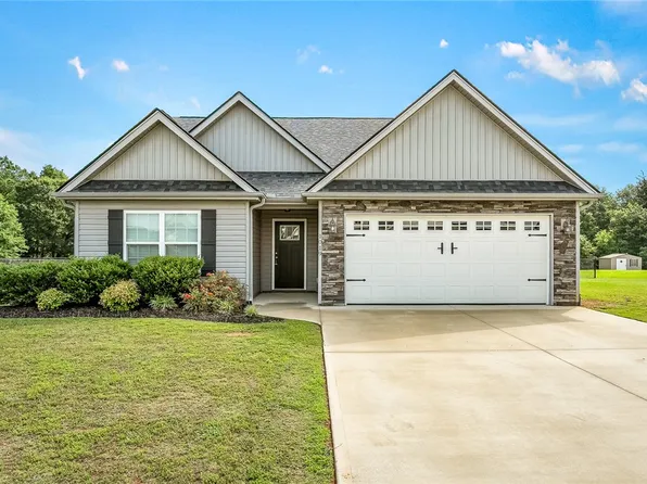 1019 Stoneham Cir, Anderson, SC 29626