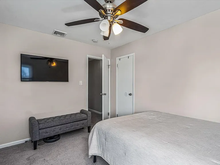Eldorado Dr — Photo 19