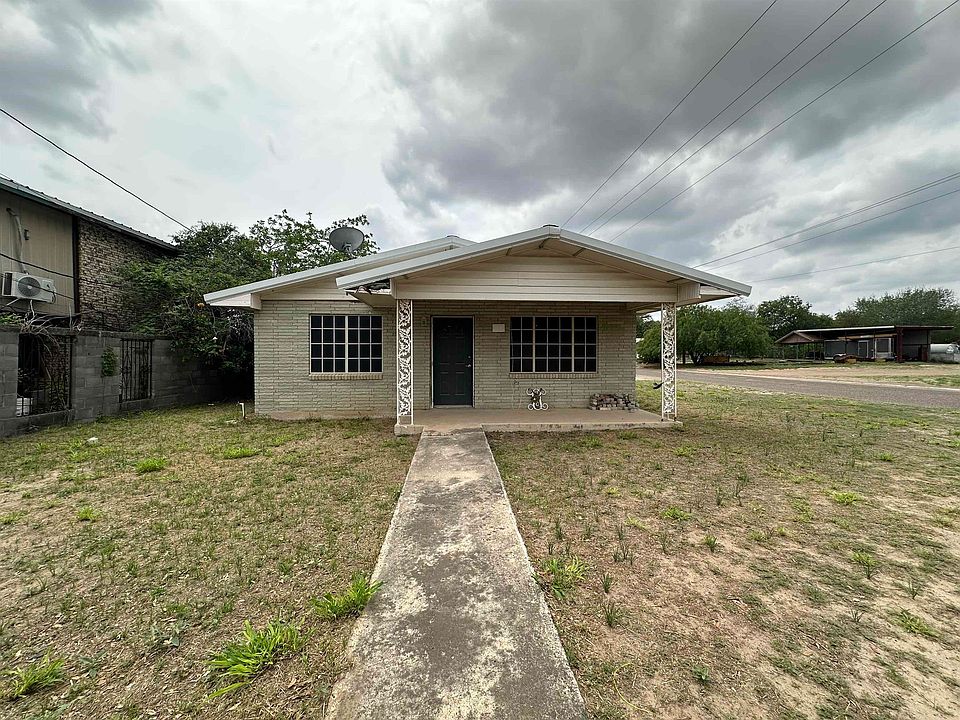 1st image of 1813 1st St