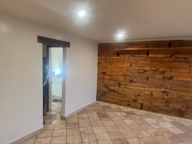 713 E Elder St #1 — Photo 4