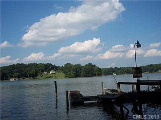 1st image of Breezewood Dr