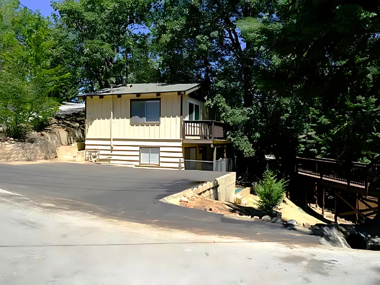 2367 Deep Creek Dr — Photo 2