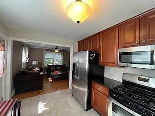2336 W South St — Photo 10