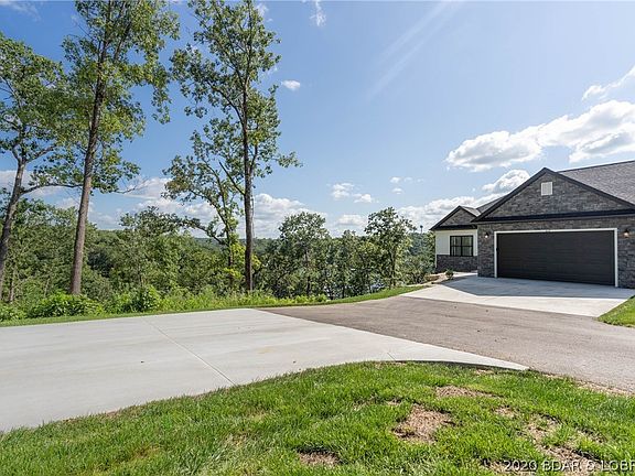 5th image of 612 Tuscany Dr #25A
