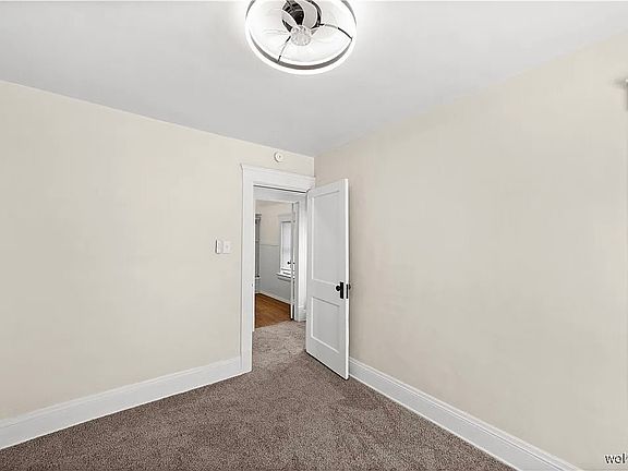 5th image of 4018 Clybourne Ave #3