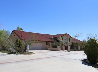141 Landers Ln, Landers, CA 92284