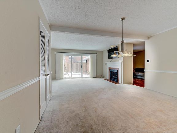 4th image of 783 Amolac Dr