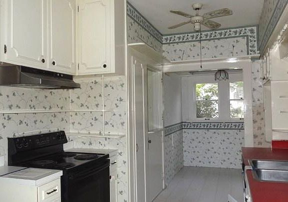 4th image of 303 E North St
