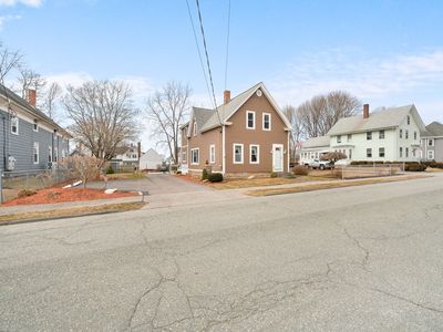 8 Forest St, Middleboro, MA, 02346