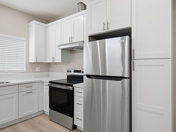 5th image of 240 Spring St #89
