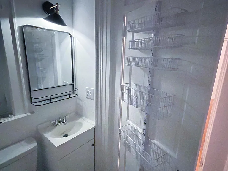 304 Washington Ave #3 — Photo 8