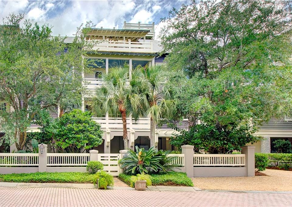 1st image of 23 Sea Oats Ln