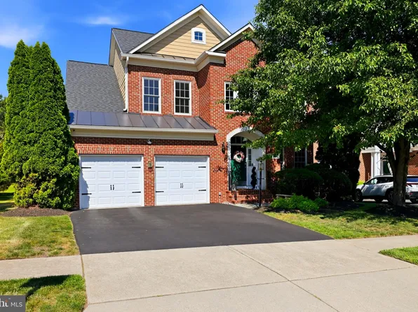 19167 Chartier Dr, Leesburg, VA 20176