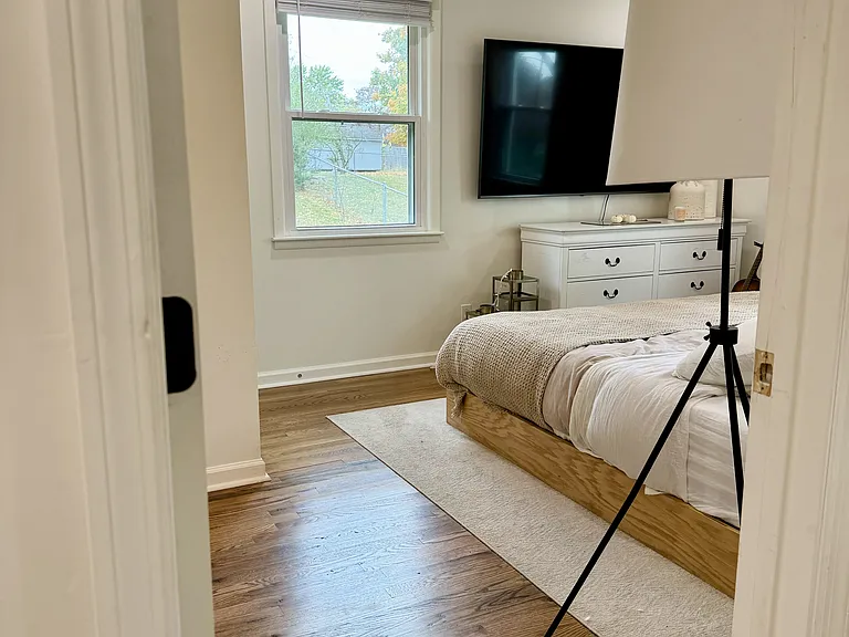 830 Rose Park Dr — Photo 9