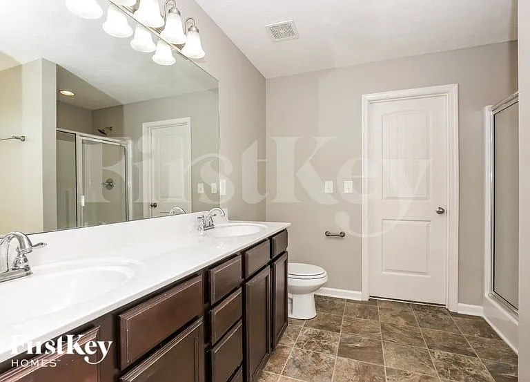 805 Avatar Ct — Photo 10
