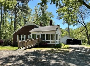 2327 Maw Bridge Rd, Central, SC 29630